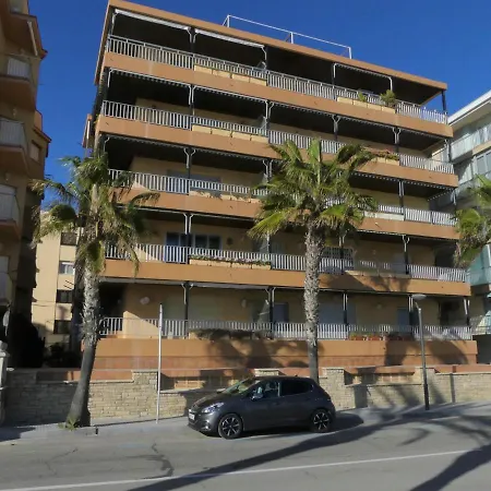 Zeus San Juli Apartment *